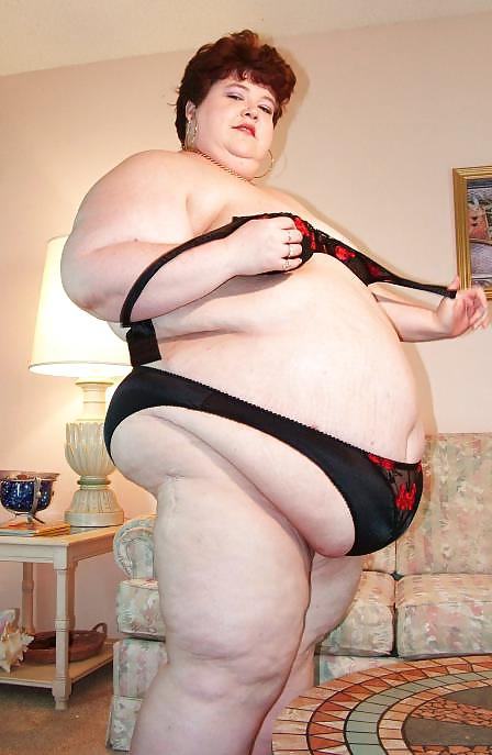 9P My kind of mature bbw... like a lot