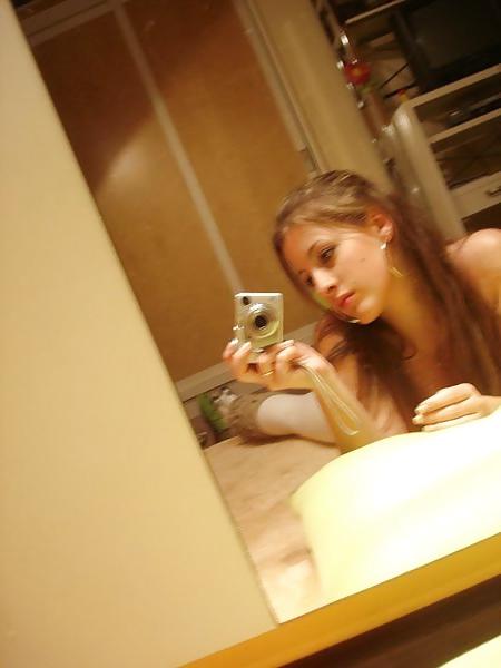 12P Czech brunette Aneta