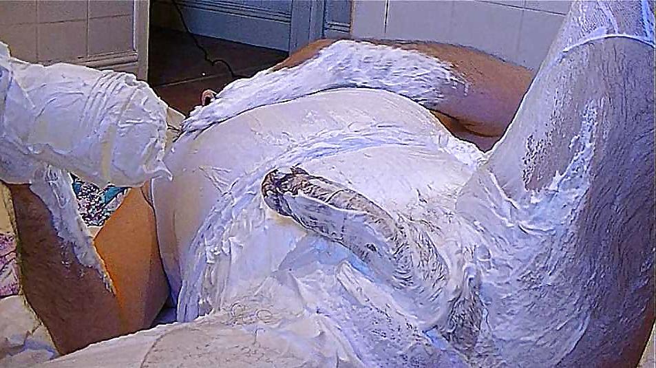 25P Kinky Shaving foam wanking