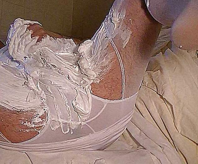 25P Kinky Shaving foam wanking