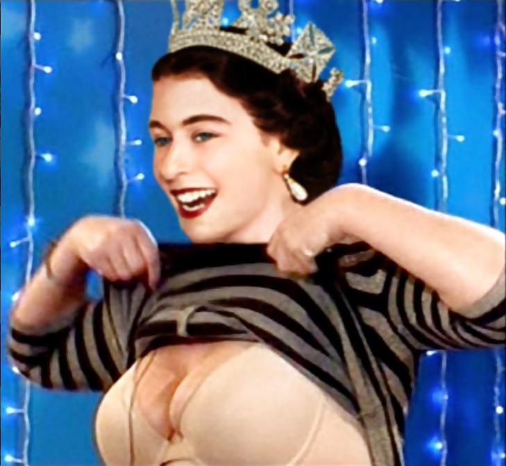 16P Her Majesty the Queen-num-001