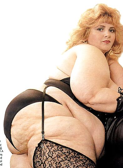 8P Kind of vintage mature bbw