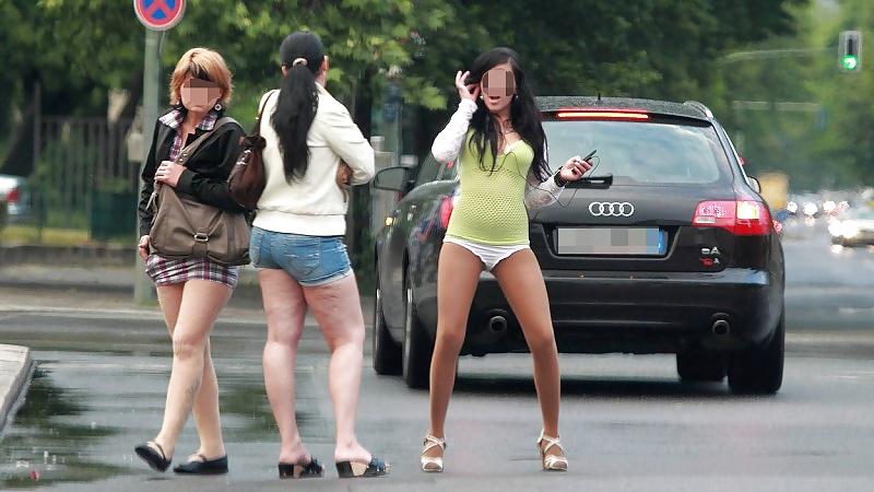 25P Real Street Hookers