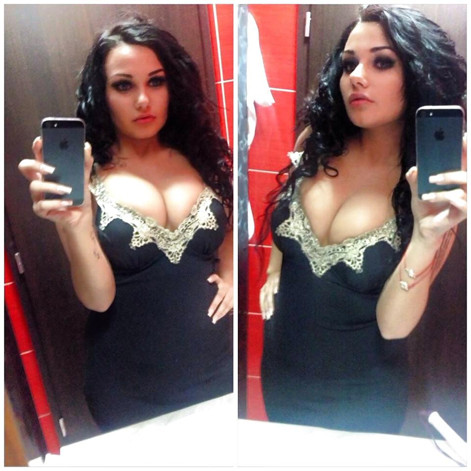 23P Busty Facebook Bitch Huge Boobs Mega Tits