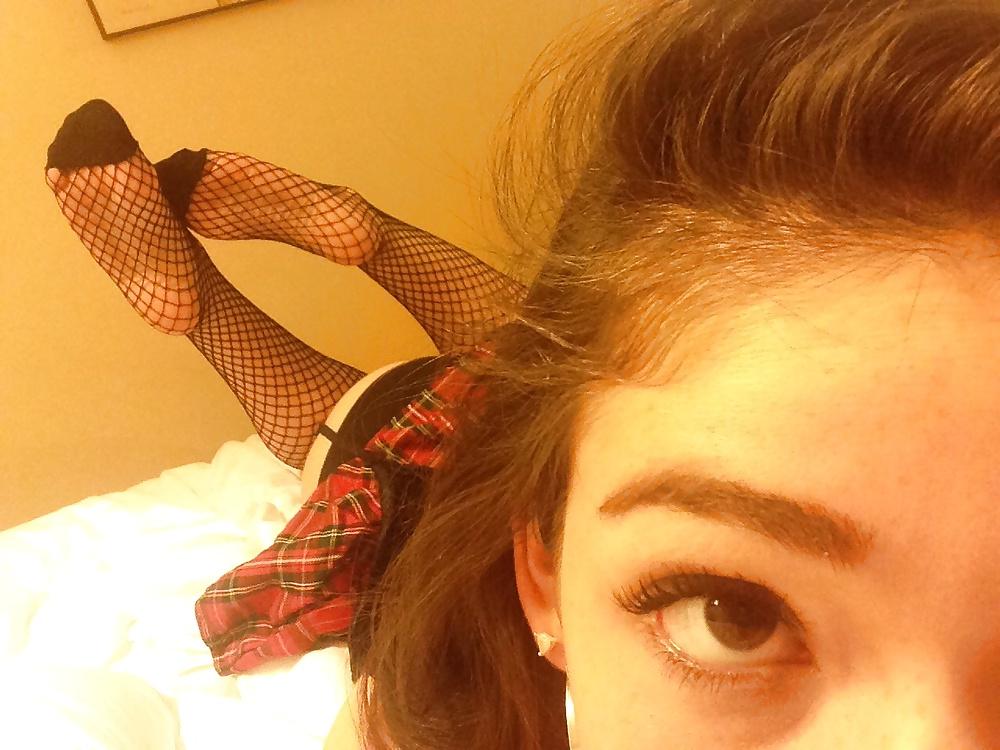 11P Dressed Female Legs :)