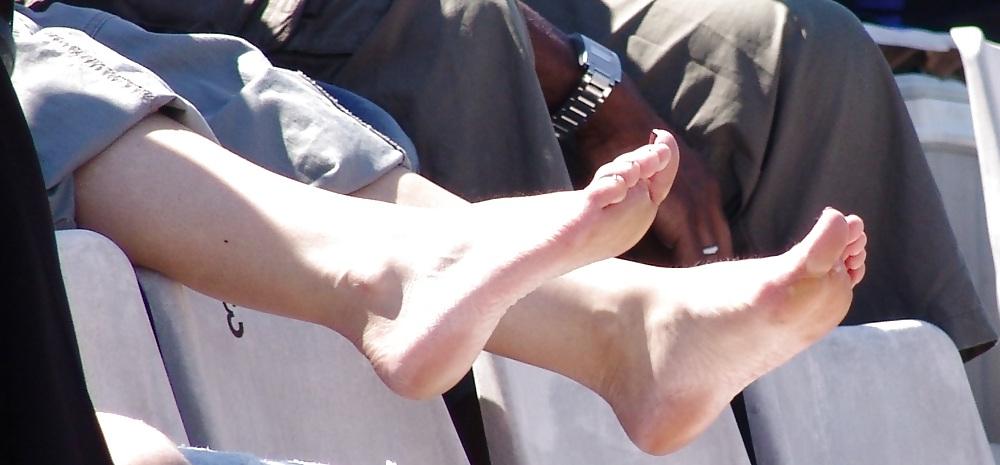 25P Candid Feet #8