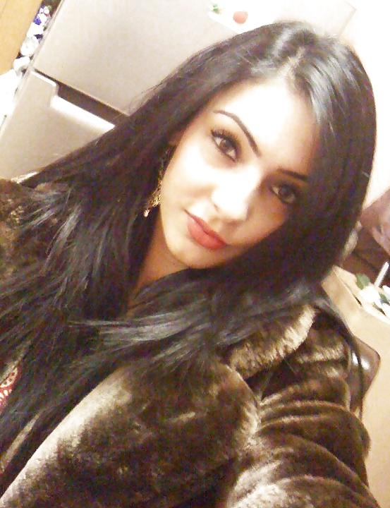 25P Uk british -Random Indian paki Bengali sluts for comments