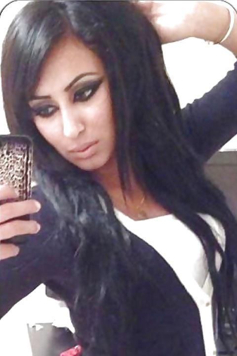 25P Uk british -Random Indian paki Bengali sluts for comments