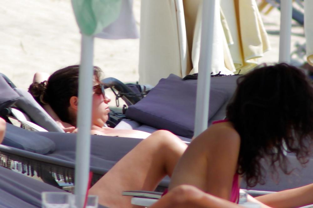25P Topless beach in Naxos4