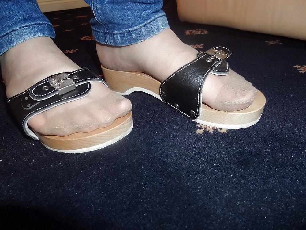 9P REQUESTED nylon feet Scholl's