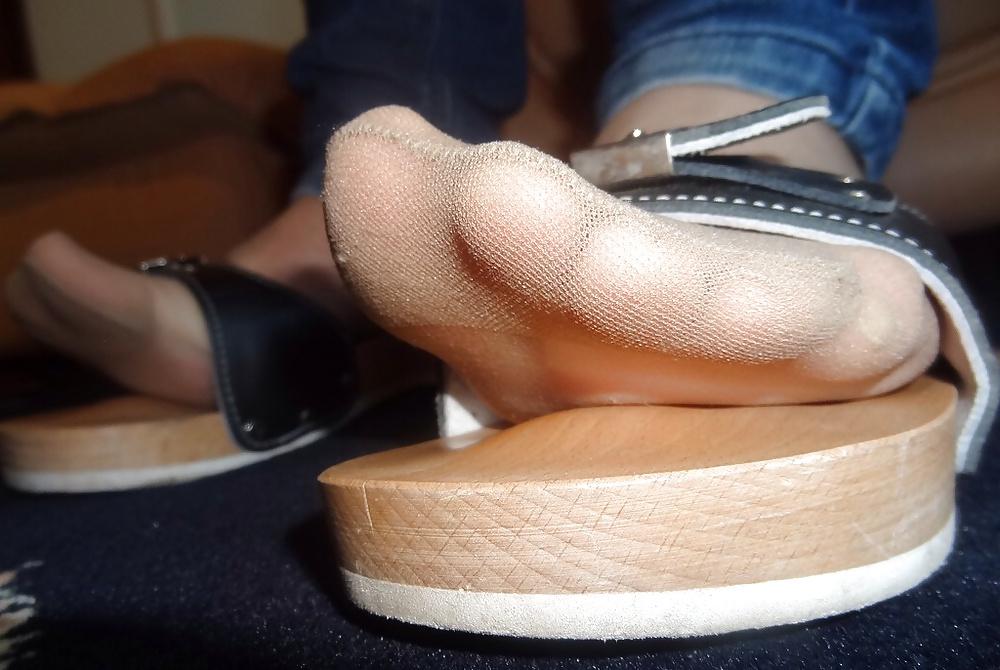 9P REQUESTED nylon feet Scholl's