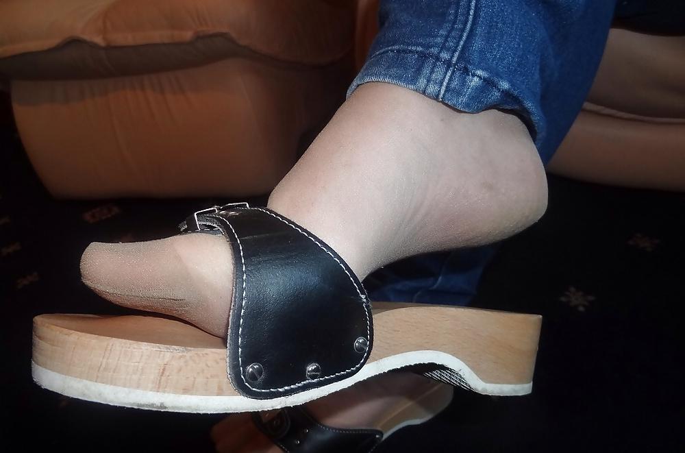 9P REQUESTED nylon feet Scholl's
