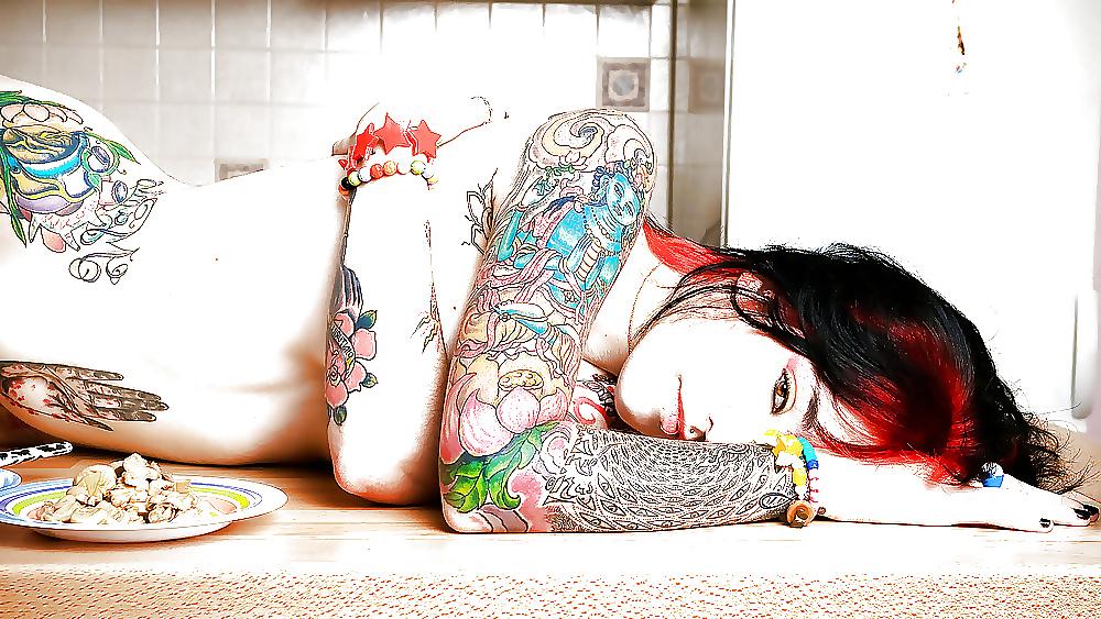 20P Artful Art Of Body Art: Ink #9
