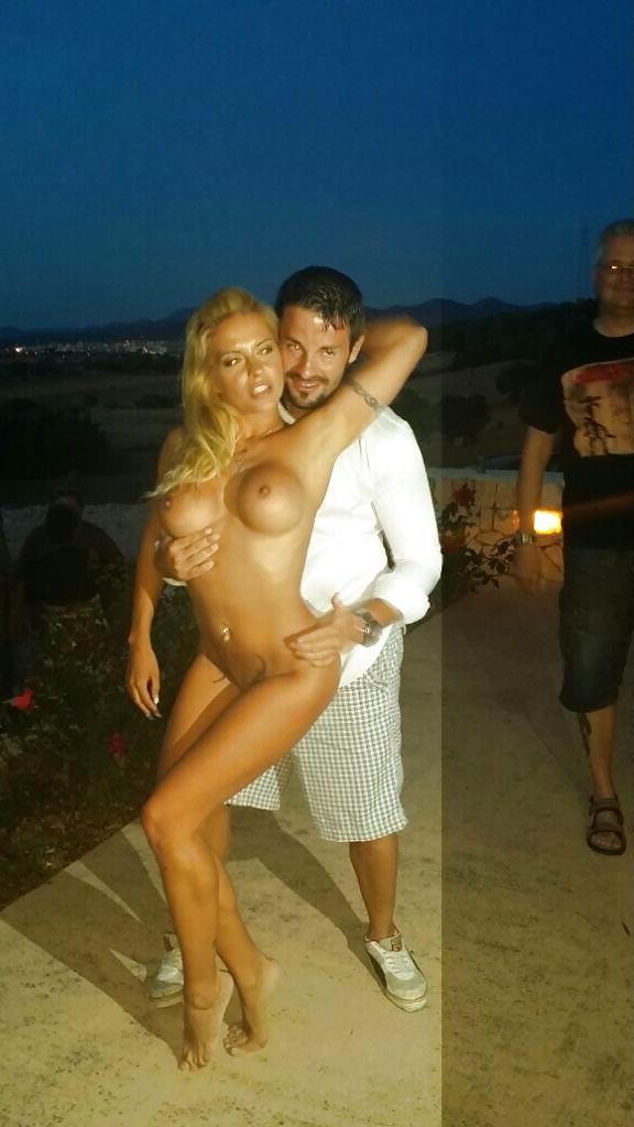 25P Celebrity and porn bitch on twitter 