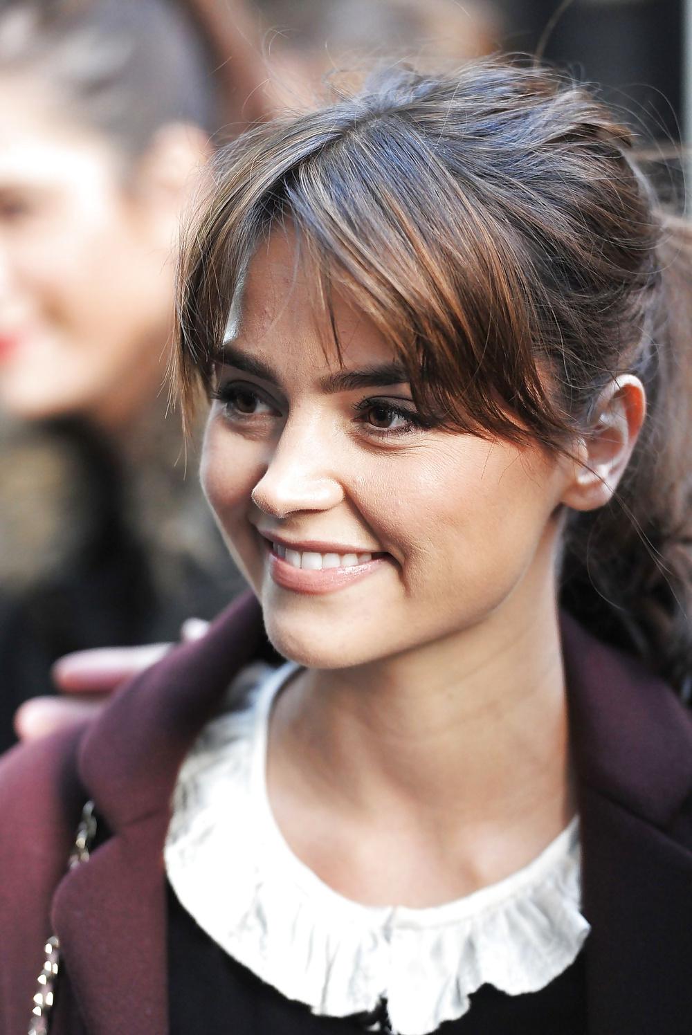 25P Jenna-Louise Coleman - The Doctors Bitch