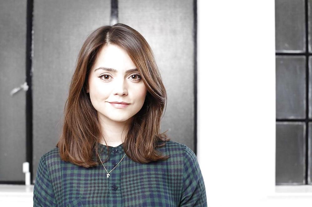 25P Jenna-Louise Coleman - The Doctors Bitch
