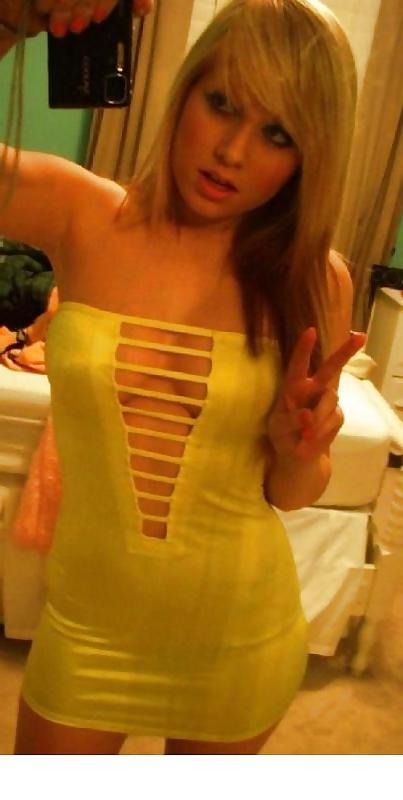 25P Juicy Teen Pussy: Self Shot Hotties 21