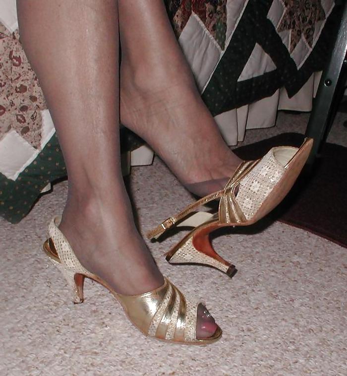 6P Mature Sexy Feet