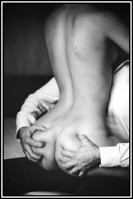 25P Couple B&W Art 04