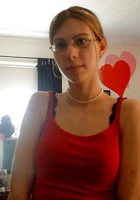 22P Hot Nerdy Slut With Glasses