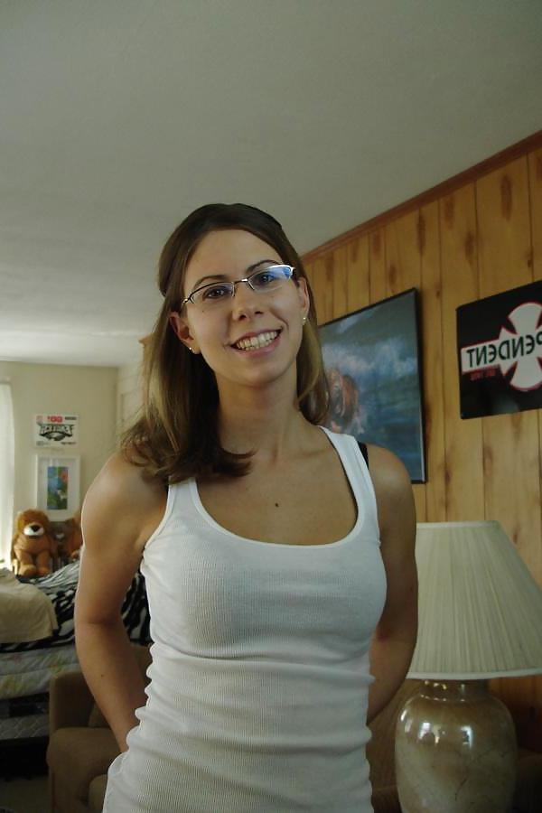 22P Hot Nerdy Slut With Glasses