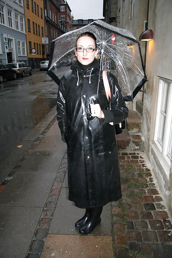 25P Plastic and PVC Rainwear