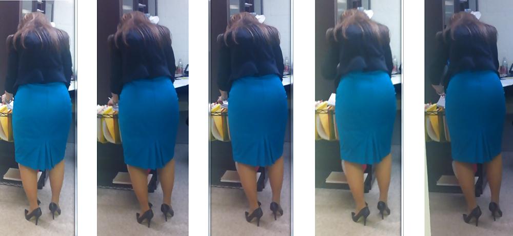 12P Beautiful office older bitch
