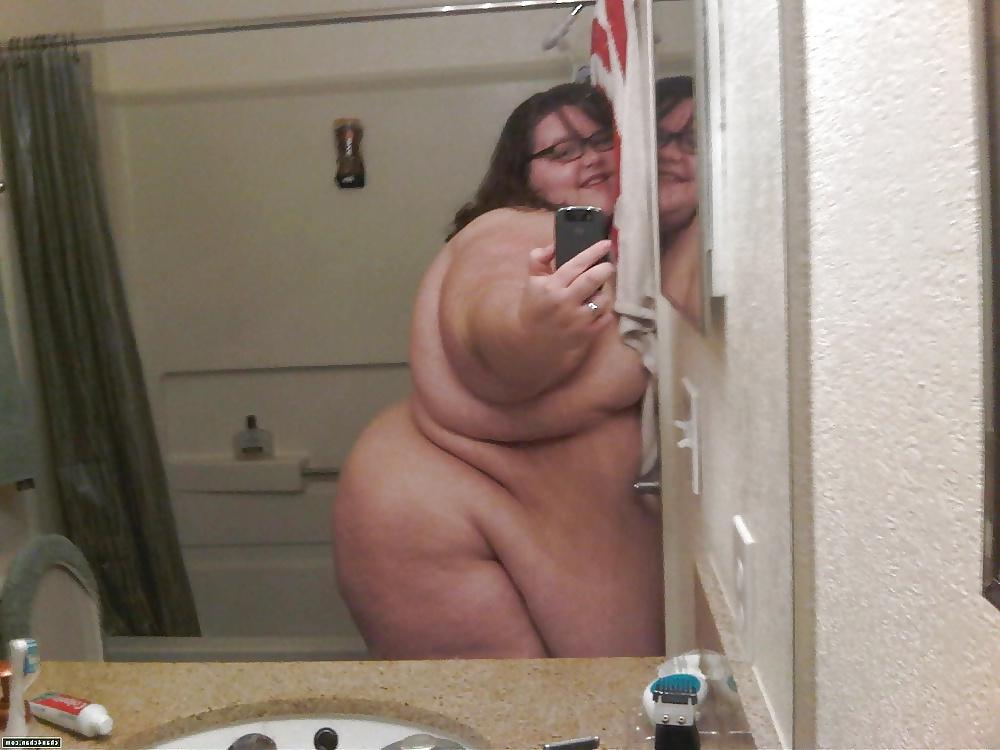 5P Glasses SSBBW.  Who is She?