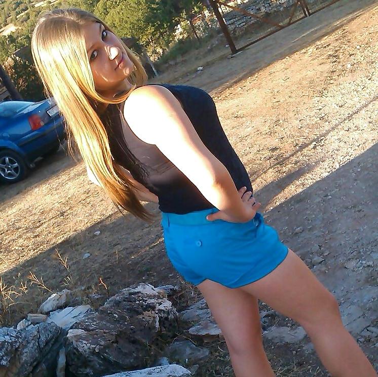 25P Ivona a Macedonian fuckmeat i like to jizz on her tits