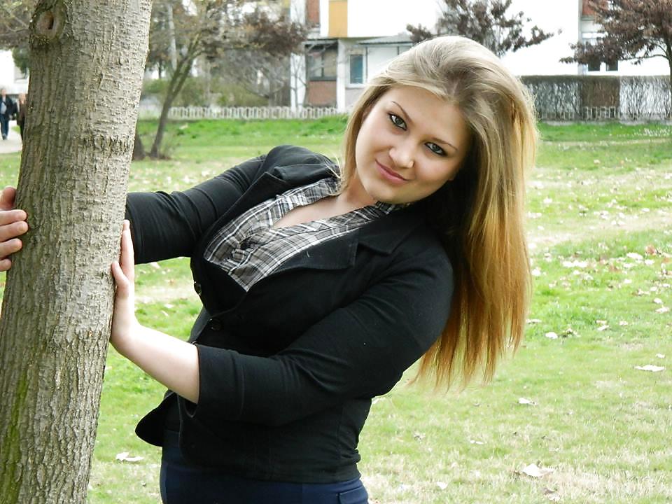 25P Ivona a Macedonian fuckmeat i like to jizz on her tits