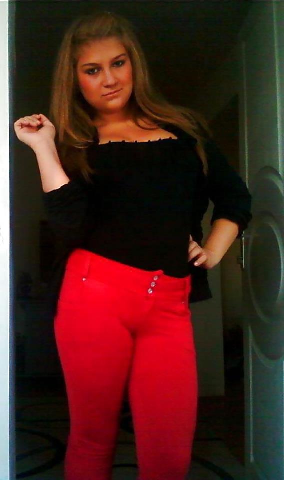 25P Ivona a Macedonian fuckmeat i like to jizz on her tits