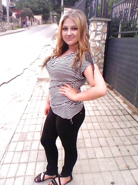 25P Ivona a Macedonian fuckmeat i like to jizz on her tits
