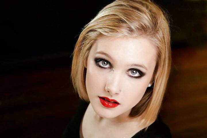 20P Real Life Android 18 ! HOT!