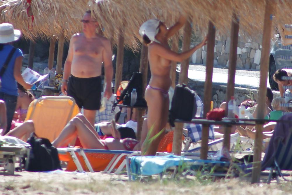 17P Topless beach in Paros3