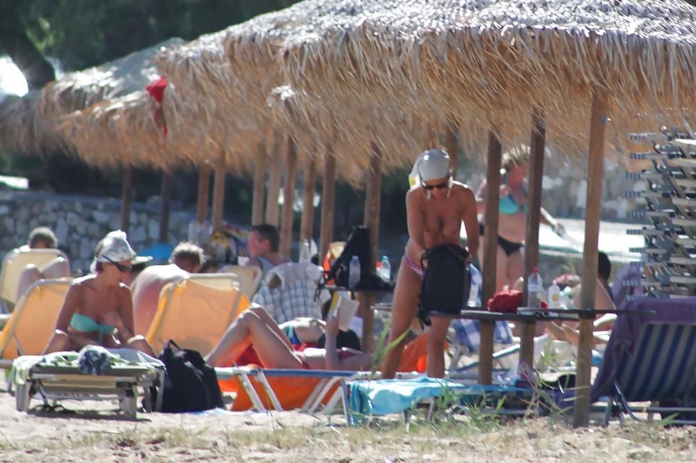 17P Topless beach in Paros3