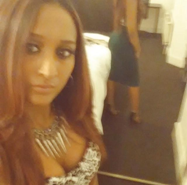 4P Paki Indian Bengali British chav slag loves bbc 