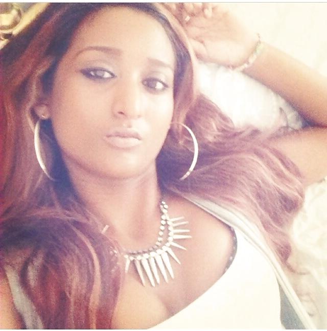 4P Paki Indian Bengali British chav slag loves bbc 
