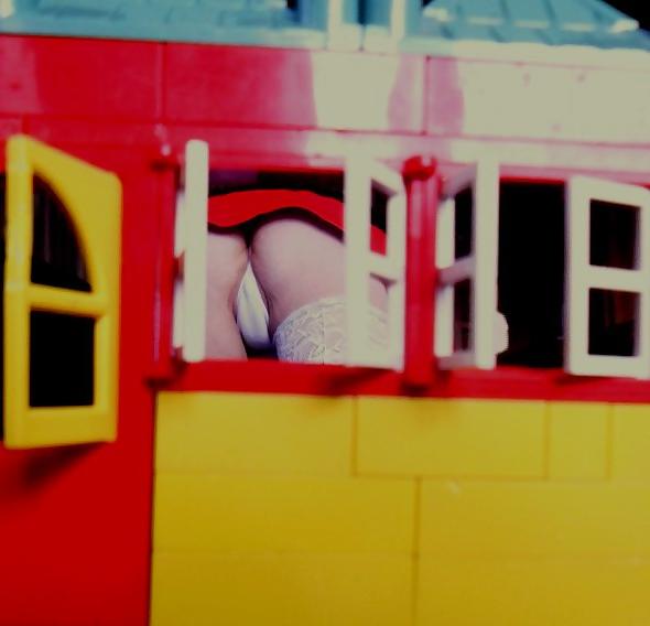 23P Toy play 2