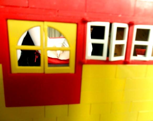 23P Toy play 2