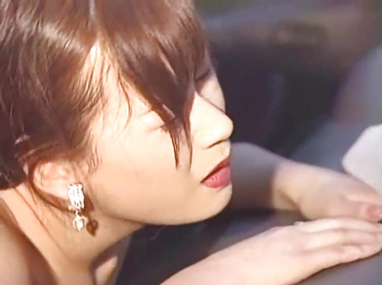 22P Korean bride fucked in public