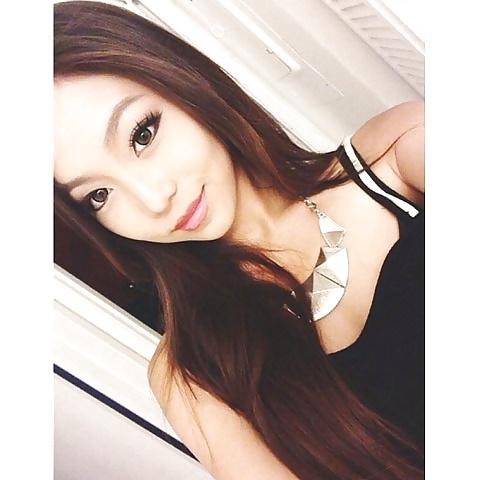 25P Cute Asians
