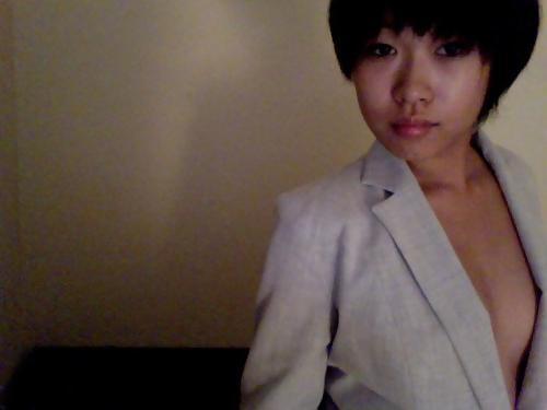 25P Cute Asians