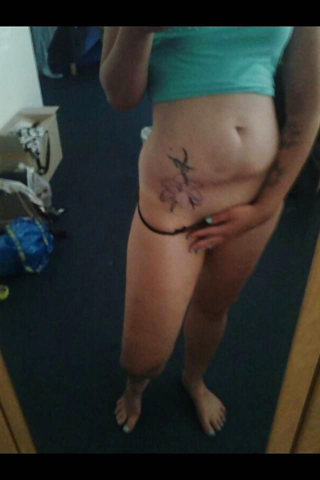 25P 25 yo Milf play horny games! make cmts