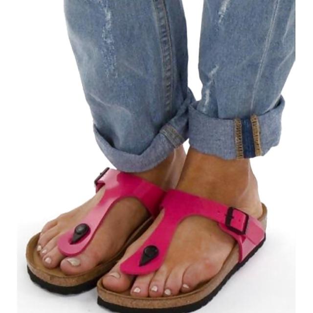 25P Birkenstock Shoes n Feet 4