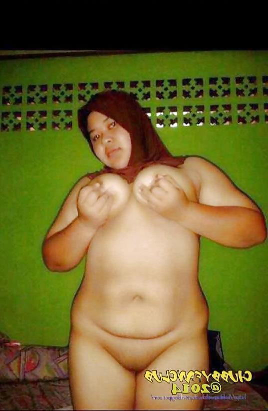 16P Malay- horny chubby girl