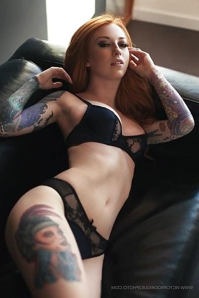 25P Tattoed girls art pics IV