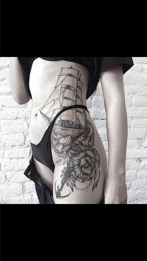 25P Tattoed girls art pics IV