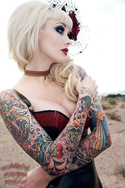25P Tattoed girls art pics IV