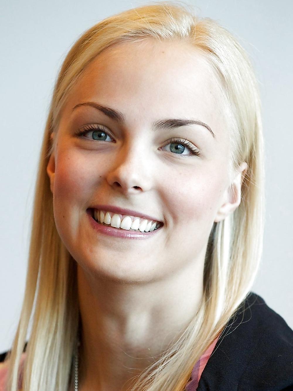 25P Kiira Korpi - hot figure skater