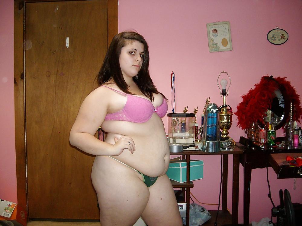 21P Young chubby slut kelly exposed 